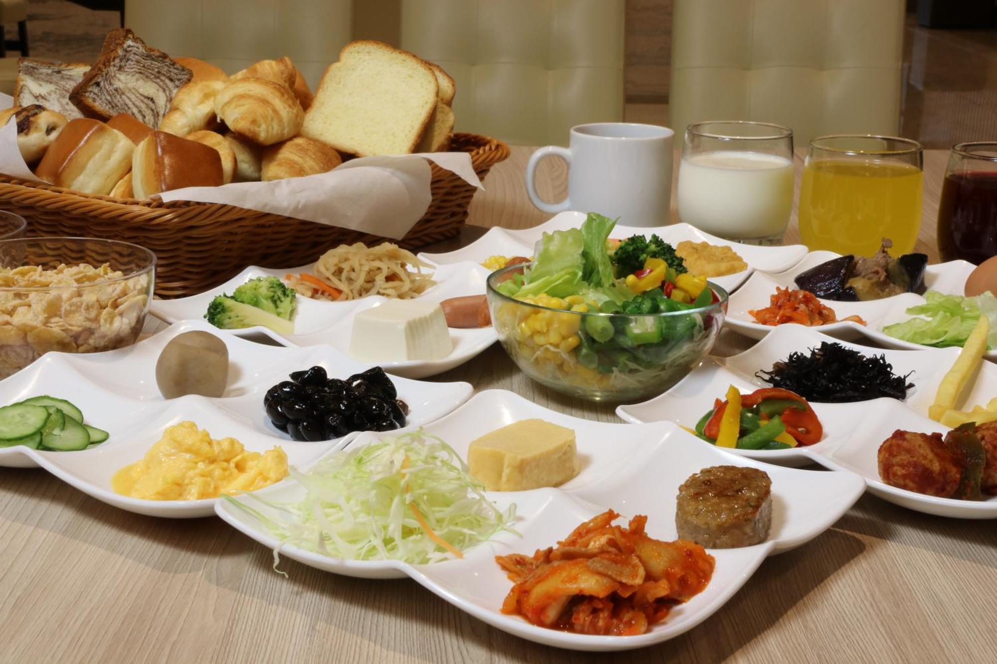 Kyoto Plaza Hotel Kintetsu Jujo Екстериор снимка